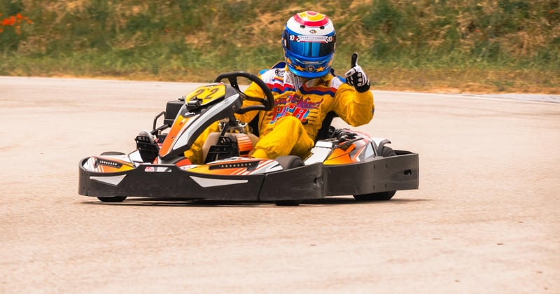 Protection du dos en karting : obligatoire ou pas ?